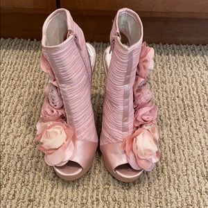 Pink satin floral heels!